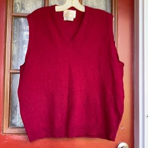 EUC XL dark red V neck vintage sweater vest. Wool/polyester.